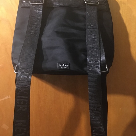 Backpack - Picture 2 of 4